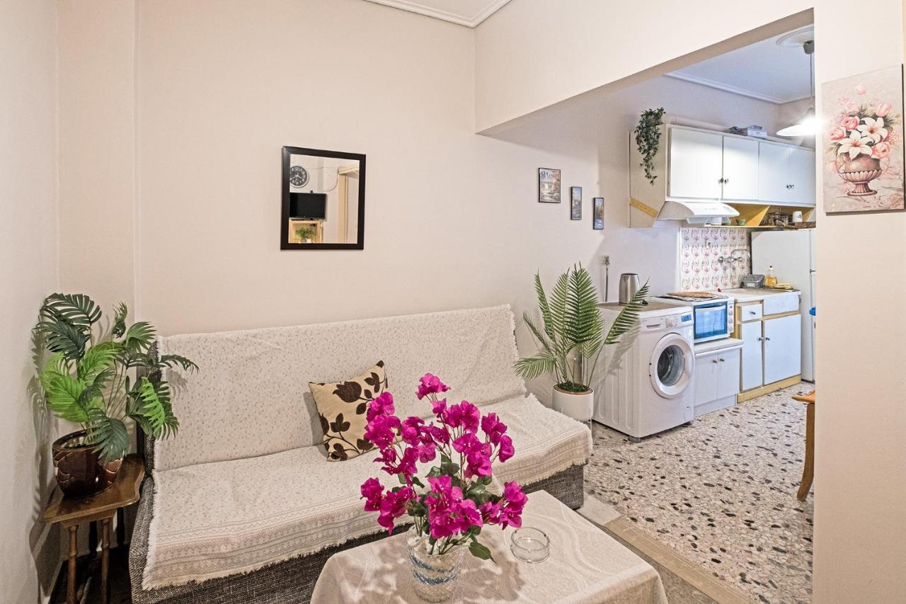 Serenity & Cozy Apartment กาลามาตา ภายนอก รูปภาพ
