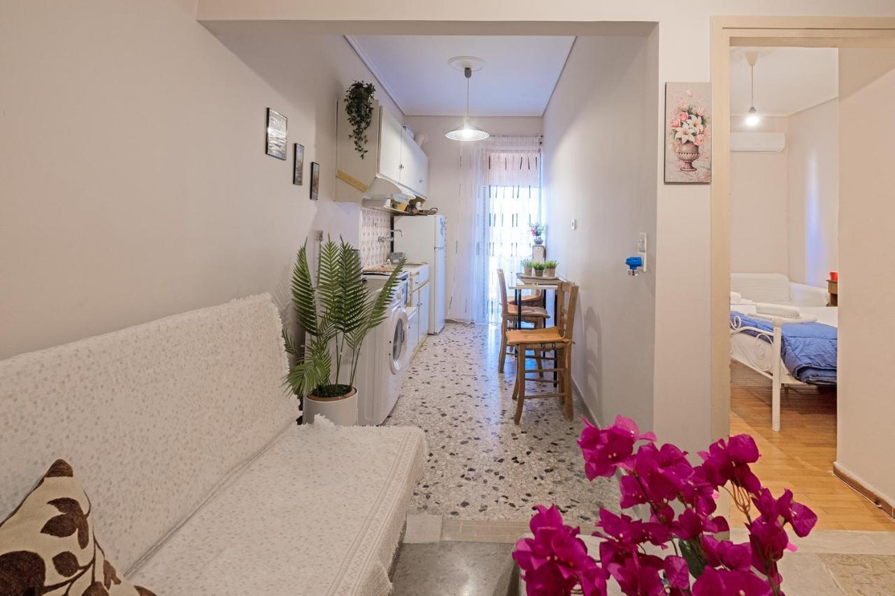 Serenity & Cozy Apartment กาลามาตา ภายนอก รูปภาพ